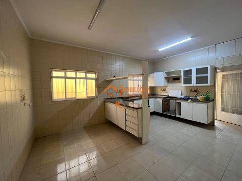 Sobrado com 3 dormitórios à venda por R$ 900.000,00 - Vila Rosália - Guarulhos/SP