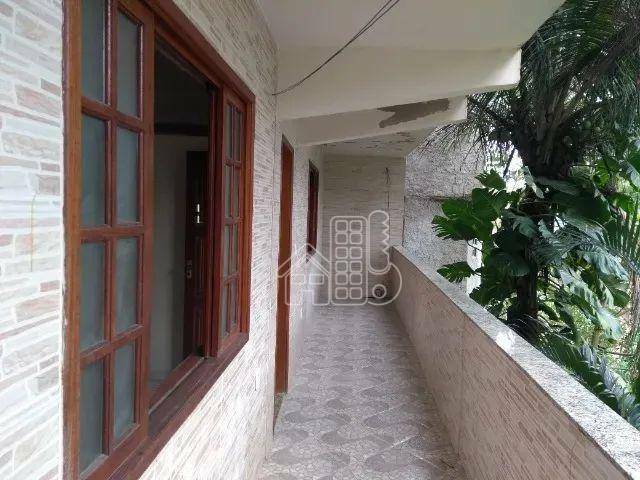 Casa com 4 quartos à venda, 310 m² por R$ 650.000 - Santa Bárbara - Niterói/RJ