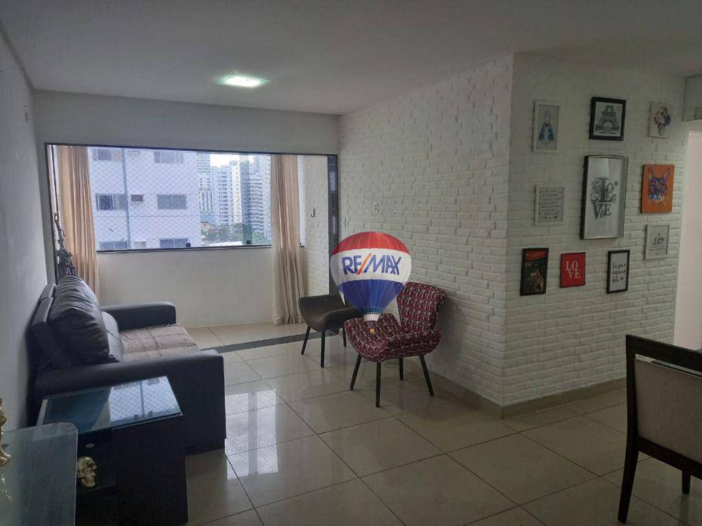 Apartamento à venda em Boa Viagem, 2 quartos, 1 vaga coberta, próxima do Shopping Recife