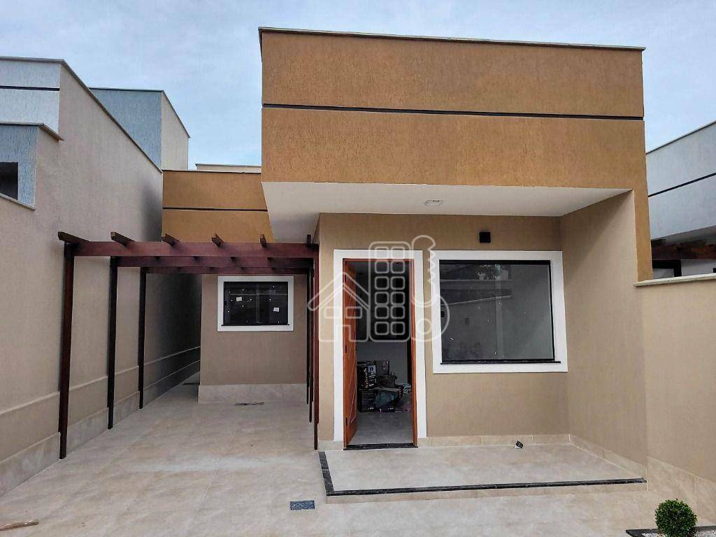 Casa com 3 dormitórios à venda, 110 m² por R$ 650.000,00 - Itaipuaçu - Maricá/RJ