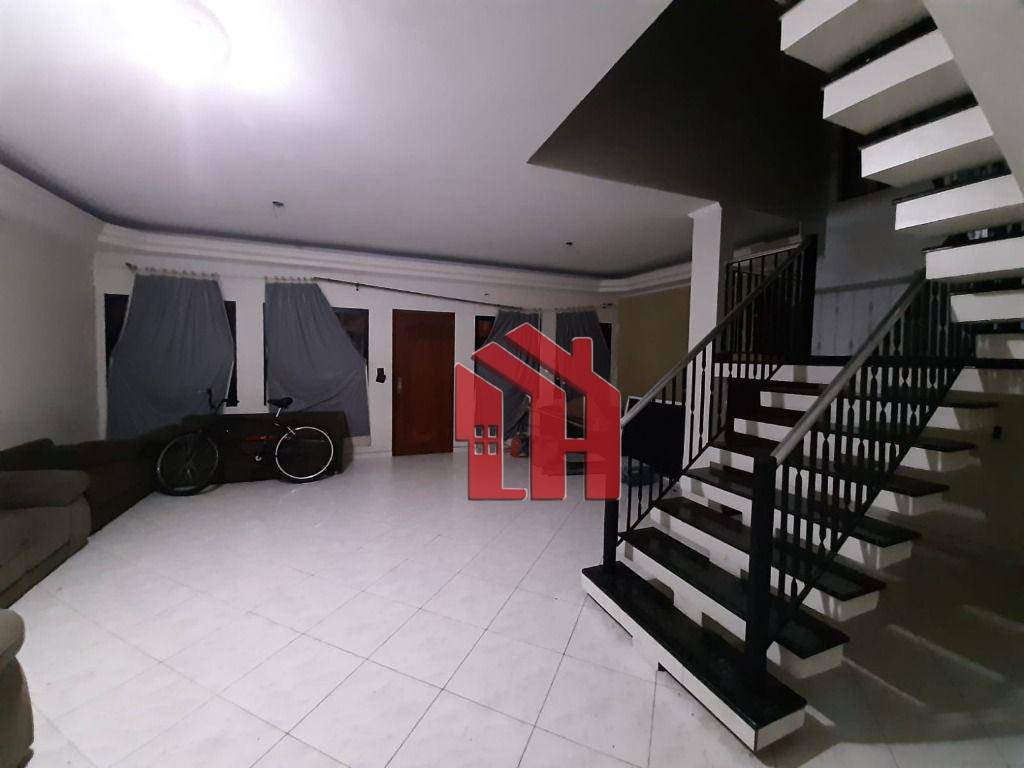 Casa para alugar, 403 m² por R$ 6.000,00/mês - Centro - São Vicente/SP