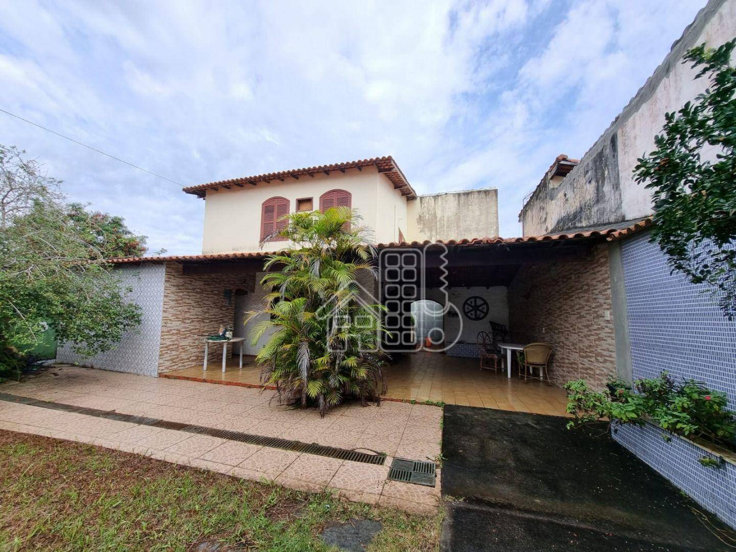 Casa com 3 dormitórios à venda, 199 m² por R$ 900.000,00 - Piratininga - Niterói/RJ
