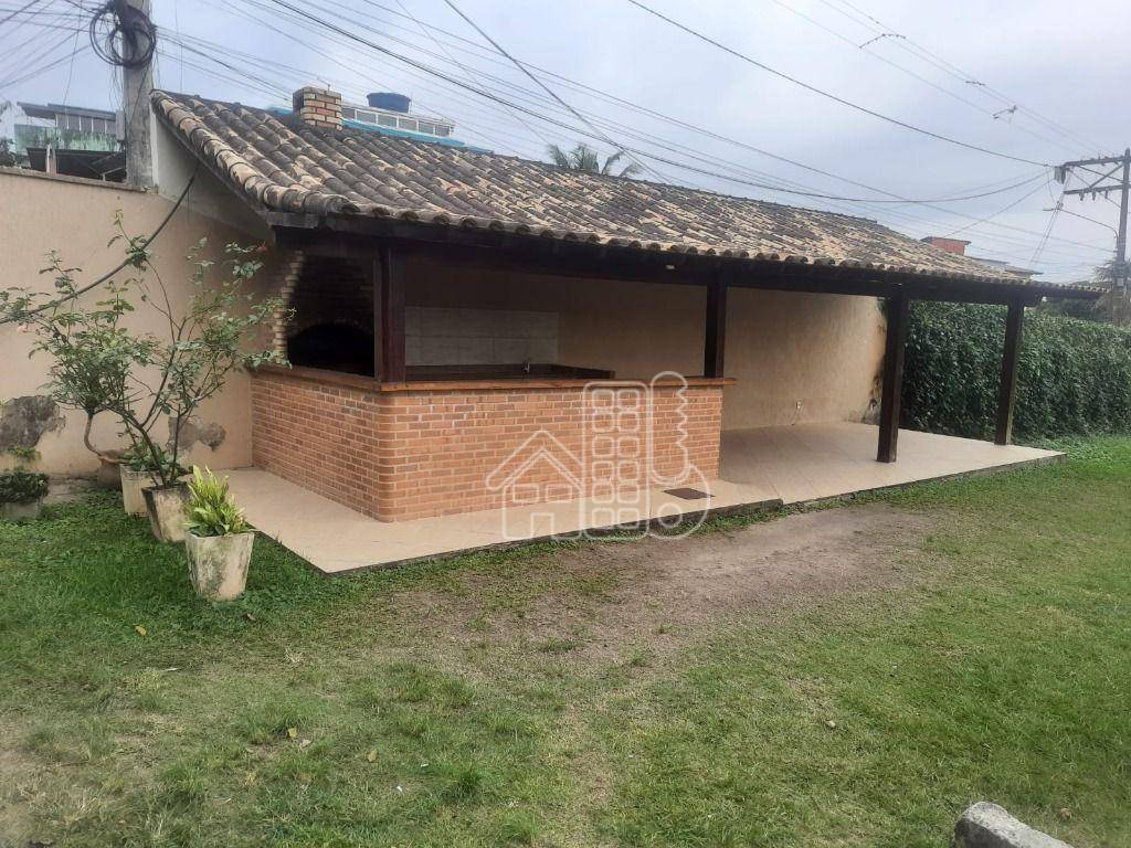 Casa com 3 quartos à venda, 120 m² por R$ 350.000 - Amendoeira - São Gonçalo/RJ