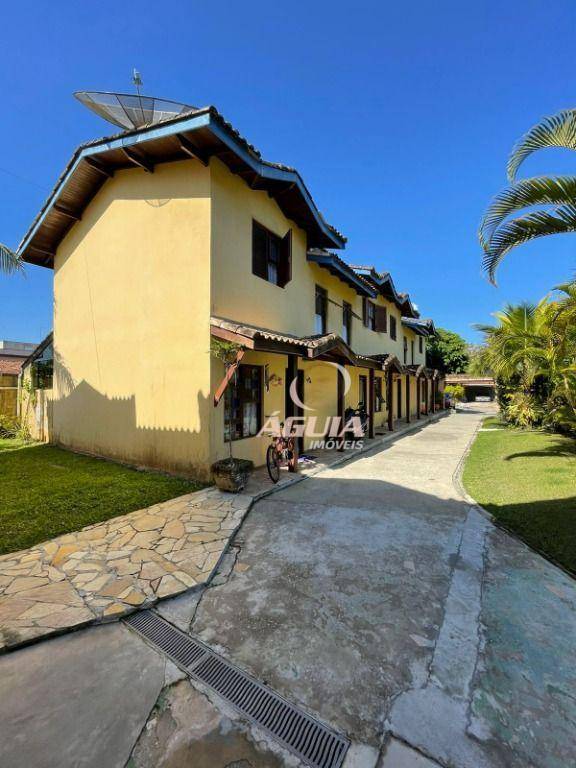 Sobrado com 2 dormitórios à venda, 75 m² por R$ 530.000 - Praia da Boracéia - Bertioga/SP