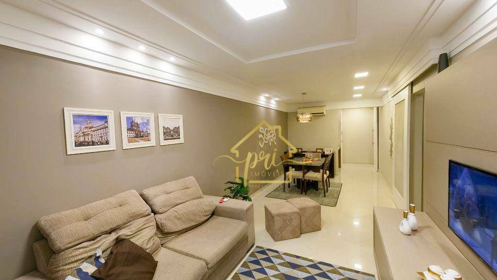 Apartamento com 2 dormitórios à venda, 100 m² por R$ 695.000,00 - Embaré - Santos/SP