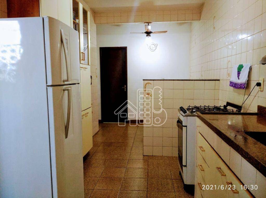 Casa com 3 dormitórios à venda, 400 m² por R$ 590.000,00 - Ilha da Conceição - Niterói/RJ