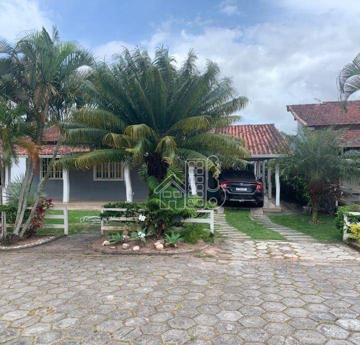 Casa com 4 dormitórios à venda, 220 m² por R$ 515.000,00 - Jardim Mariléa - Rio das Ostras/RJ