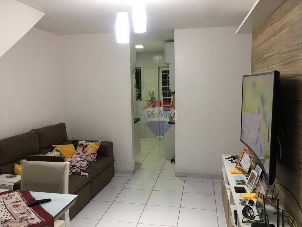 Apartamento com 3 dormitórios à venda, 57 m² por R$ 180.000,00 - Janga - Paulista/PE