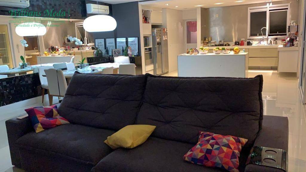 Apartamento com 3 dormitórios à venda, 203 m² por R$ 2.100.000,00 - Vila Galvão - Guarulhos/SP