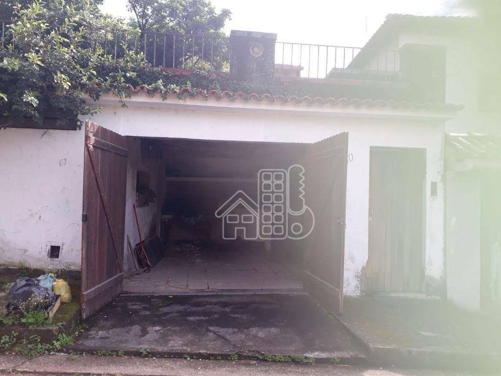 Casa com 3 dormitórios à venda, 120 m² por R$ 300.000,00 - Maria Paula - São Gonçalo/RJ