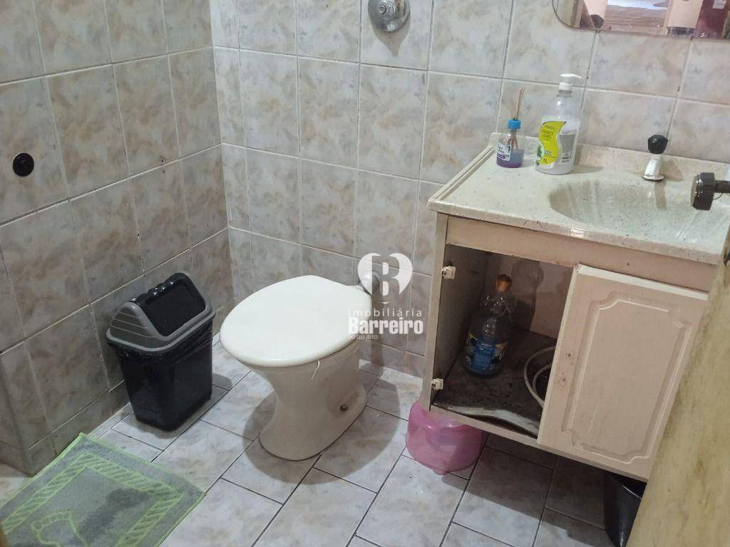 Casa à venda com 6 quartos, 360m² - Foto 14