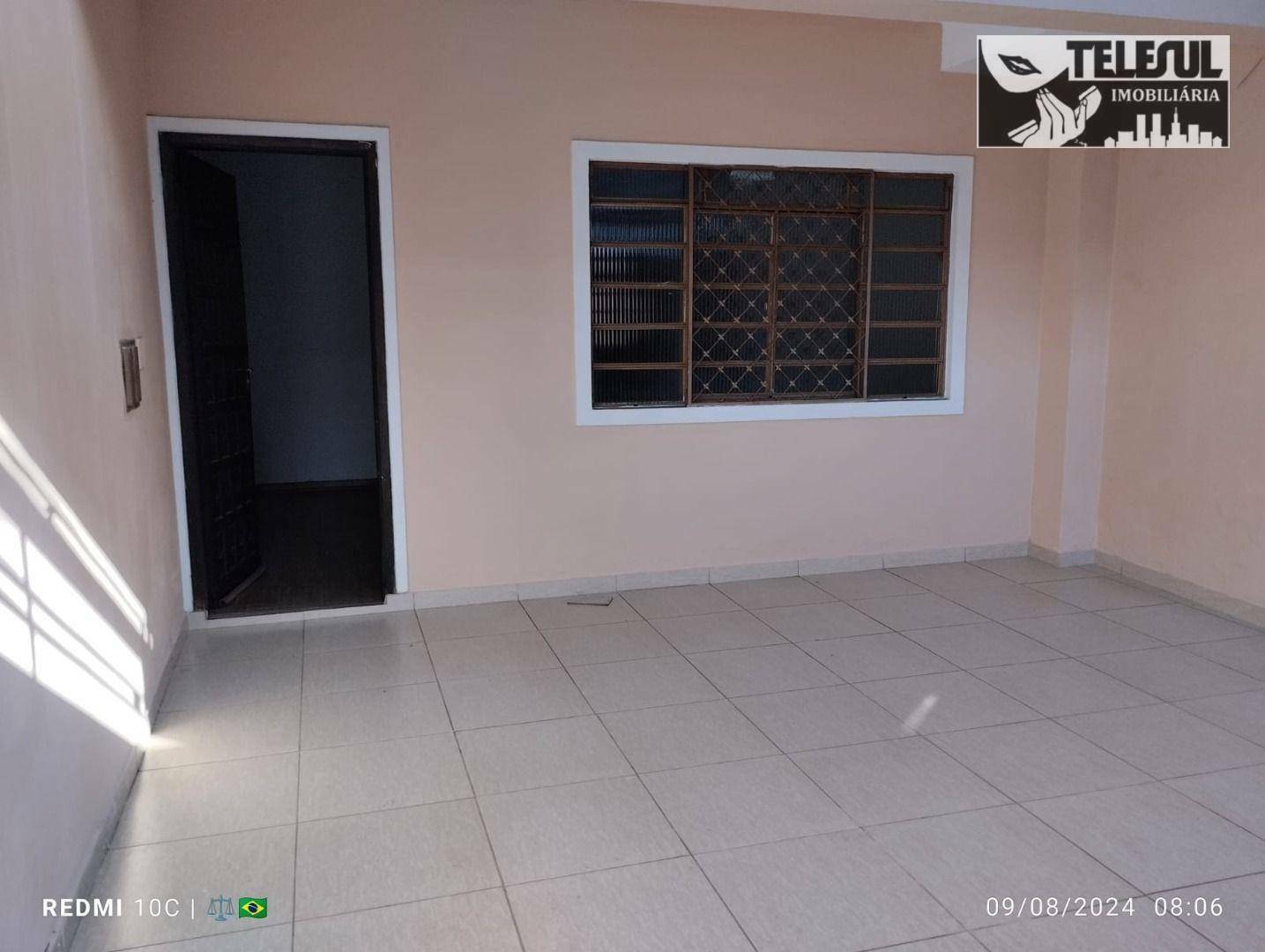 Casa à venda com 3 quartos, 168m² - Foto 2