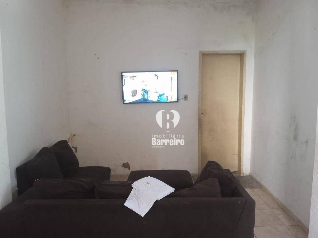 Casa à venda com 6 quartos, 360m² - Foto 9