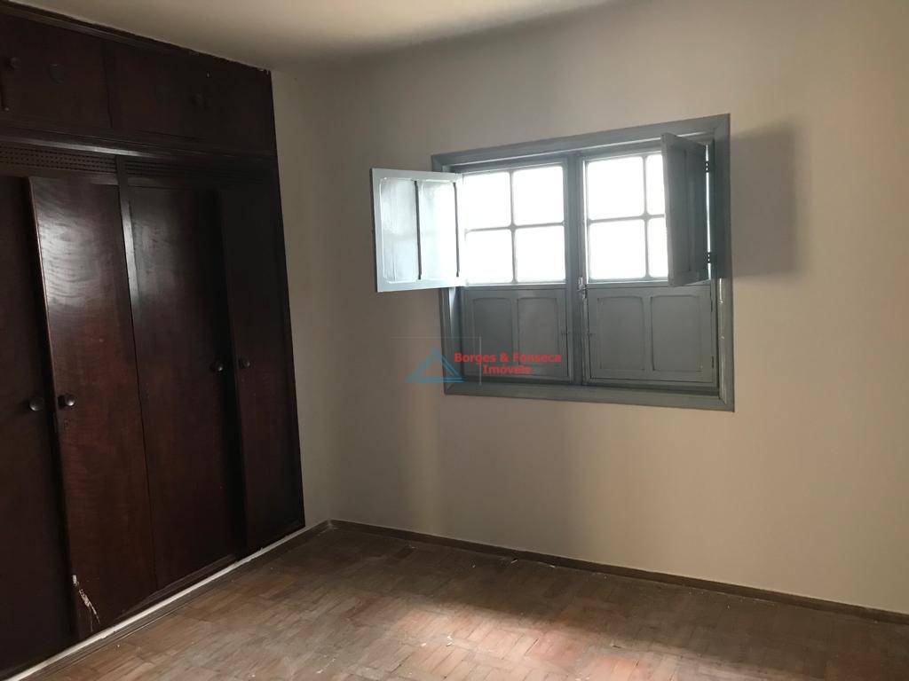 Casa à venda com 5 quartos, 278m² - Foto 12