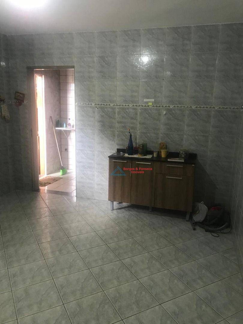 Casa à venda com 3 quartos, 250m² - Foto 6