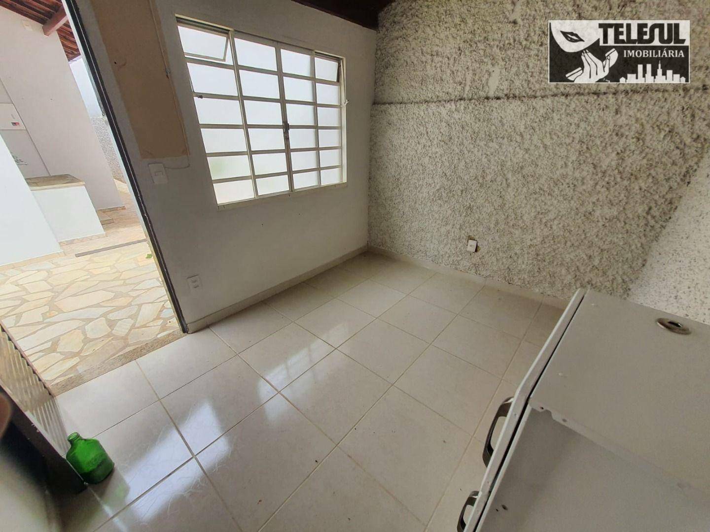 Casa à venda com 3 quartos, 250m² - Foto 16