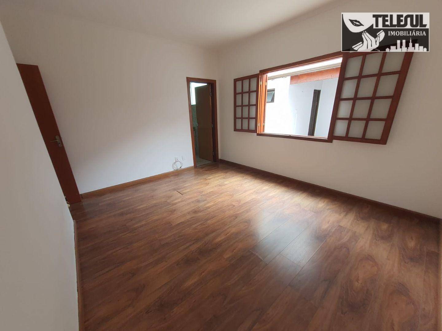 Casa à venda com 3 quartos, 250m² - Foto 13