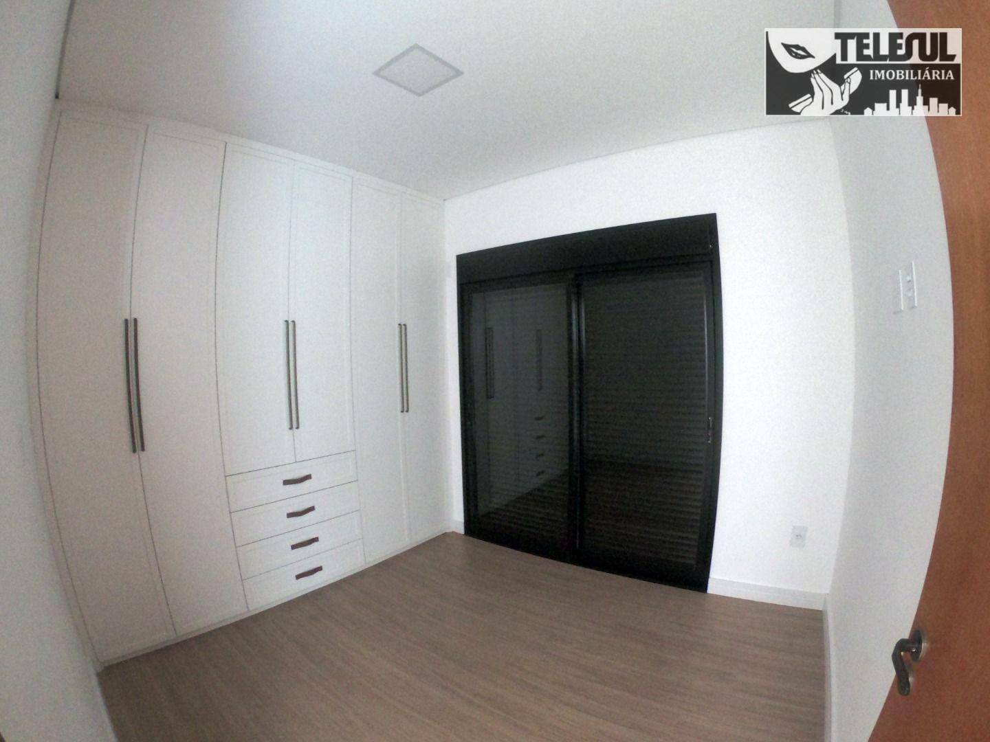 Casa para alugar com 3 quartos, 221m² - Foto 16