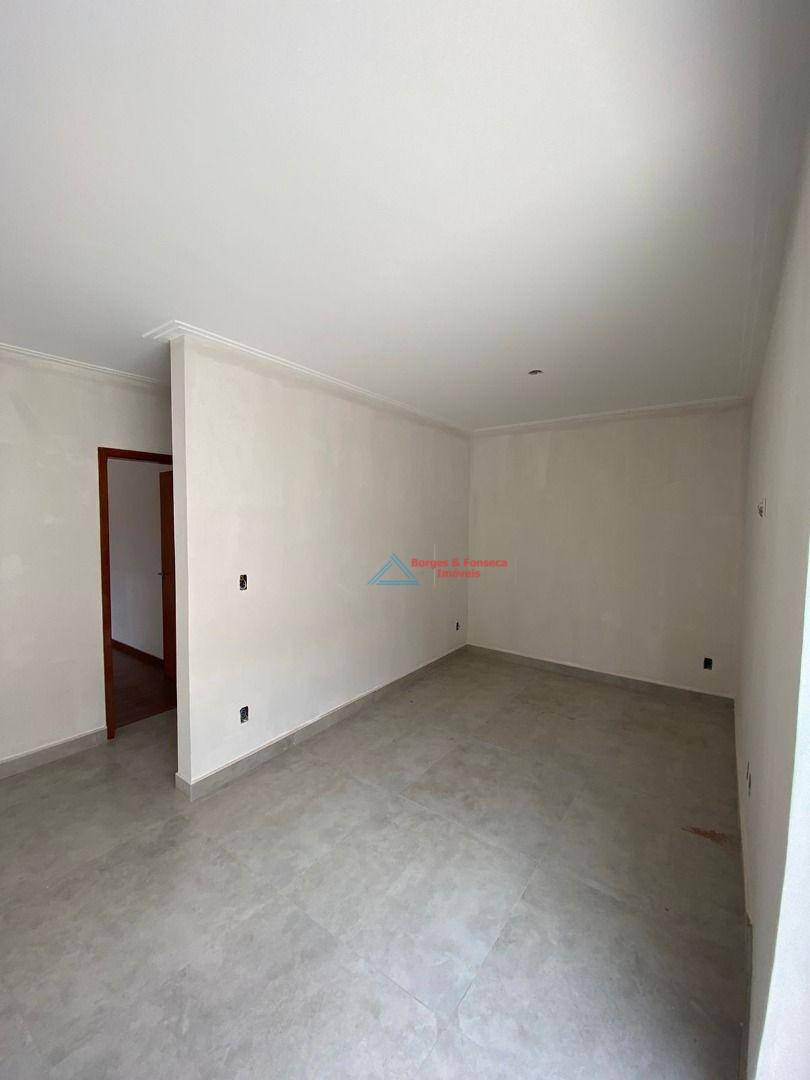 Casa à venda com 3 quartos, 235m² - Foto 7