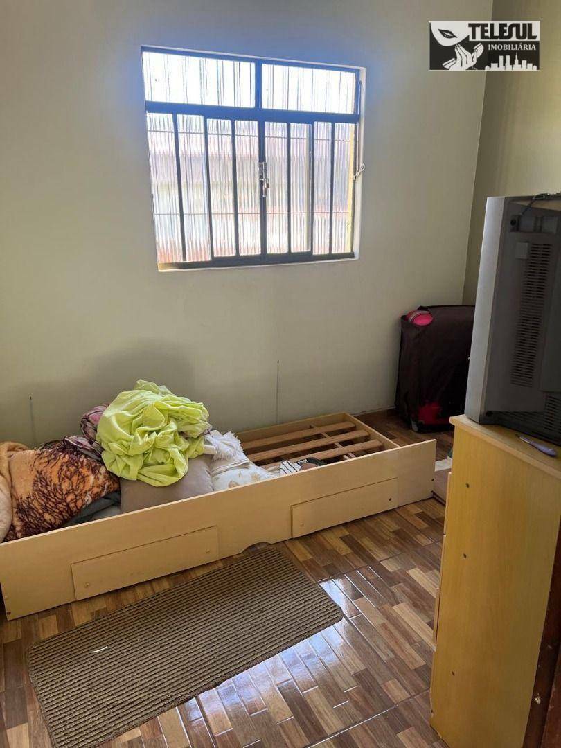 Casa à venda com 3 quartos, 250m² - Foto 12