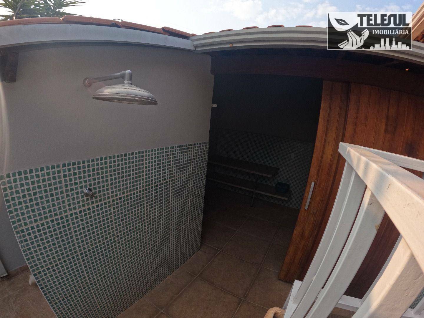 Casa para alugar com 3 quartos, 250m² - Foto 20