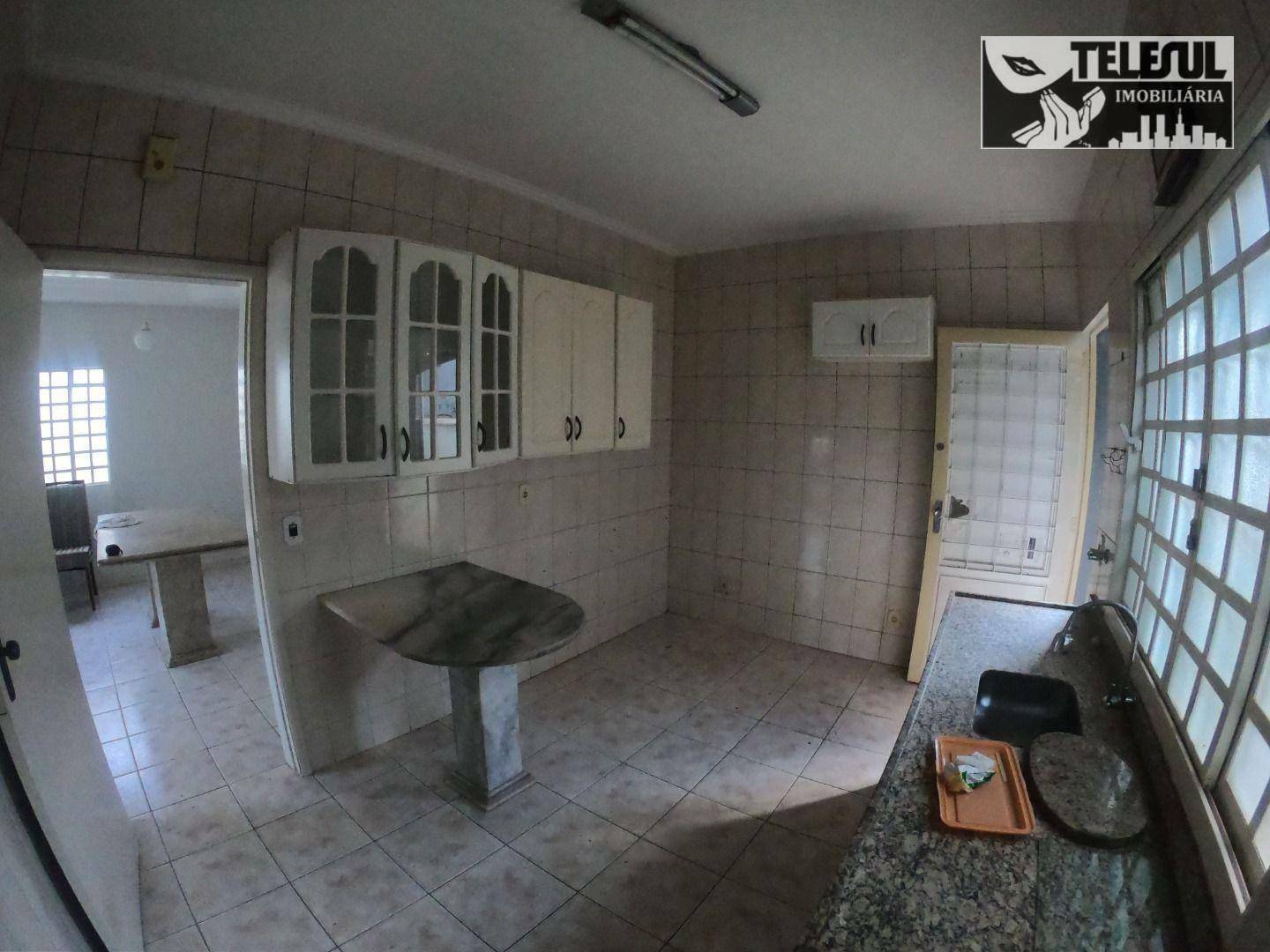 Casa à venda com 4 quartos, 235m² - Foto 10