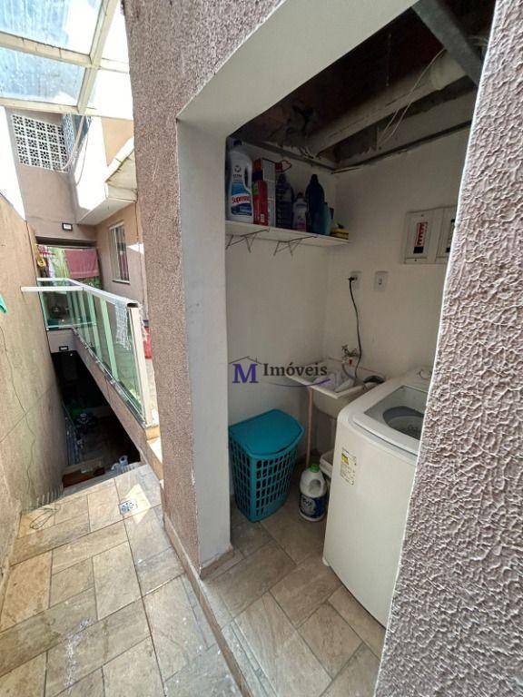 Casa à venda com 6 quartos, 120m² - Foto 21