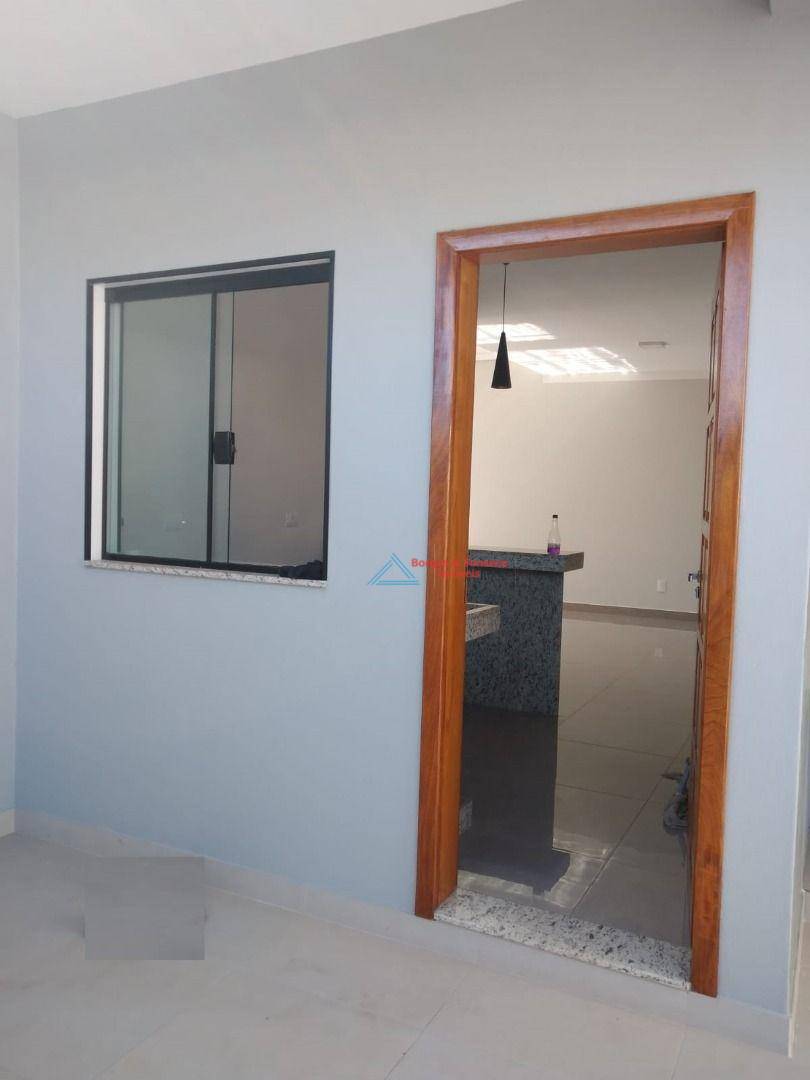 Casa à venda com 3 quartos, 220m² - Foto 12