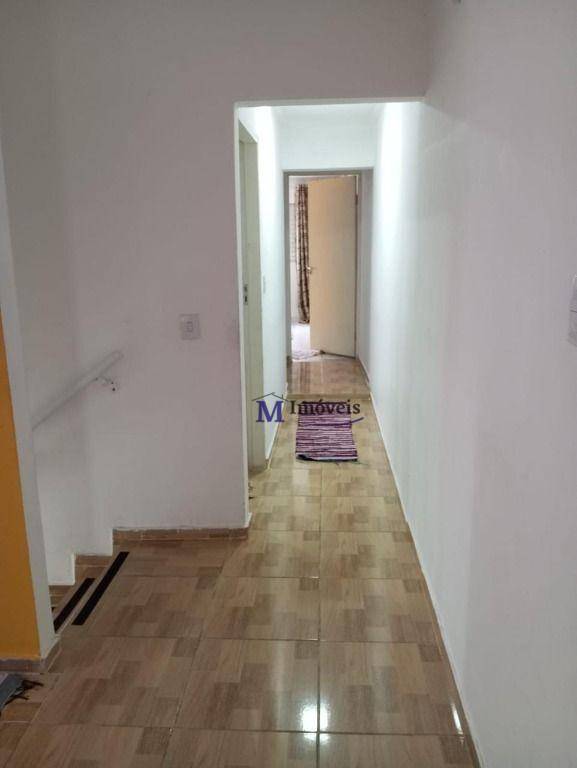 Casa à venda com 6 quartos, 120m² - Foto 9