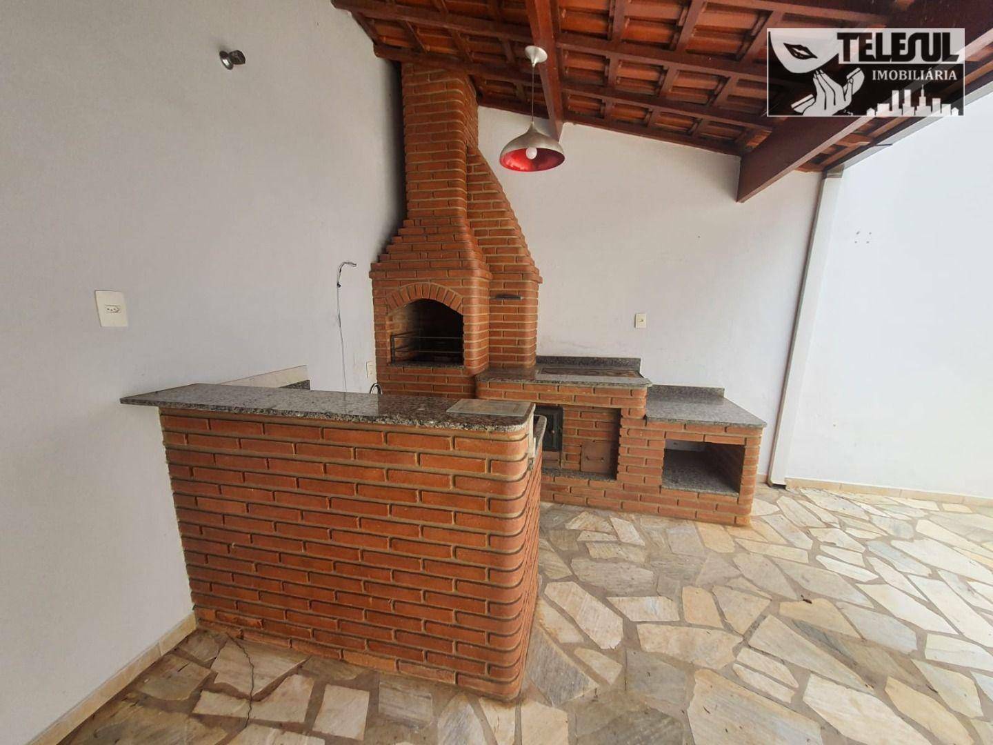 Casa à venda com 3 quartos, 250m² - Foto 17