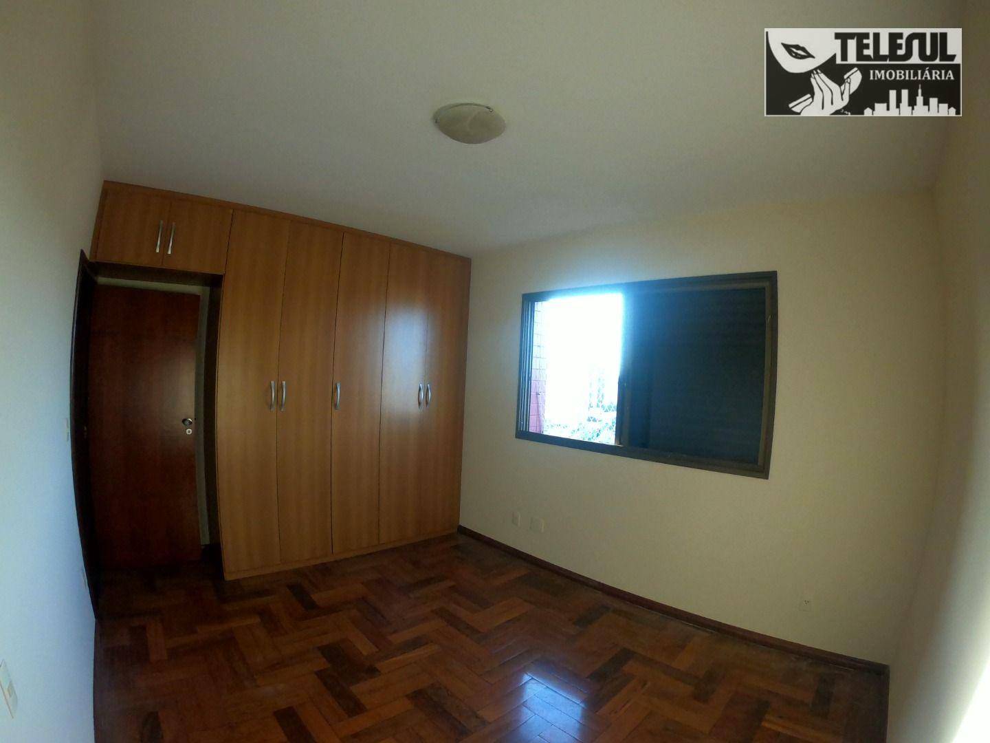 Apartamento à venda com 3 quartos - Foto 8