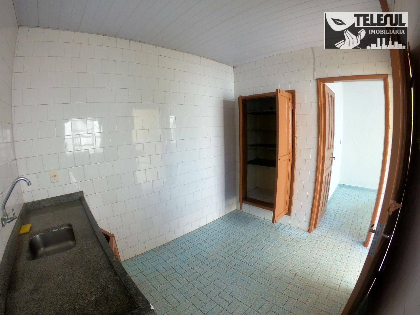 Casa à venda com 4 quartos, 115m² - Foto 8