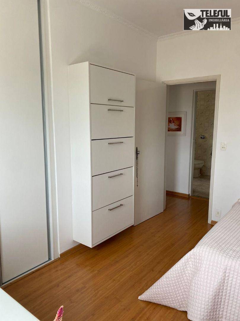 Apartamento à venda com 3 quartos, 151m² - Foto 7