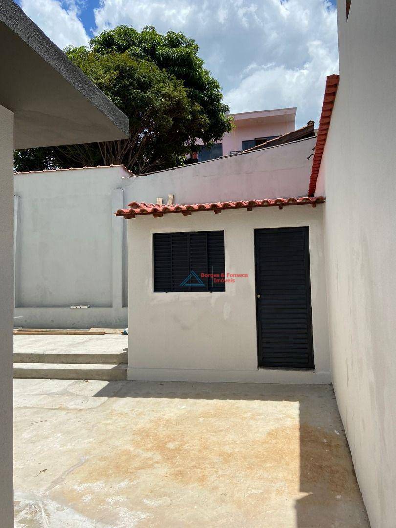 Casa à venda com 3 quartos, 235m² - Foto 17