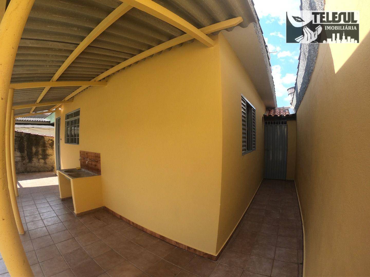 Casa à venda com 3 quartos, 100m² - Foto 9