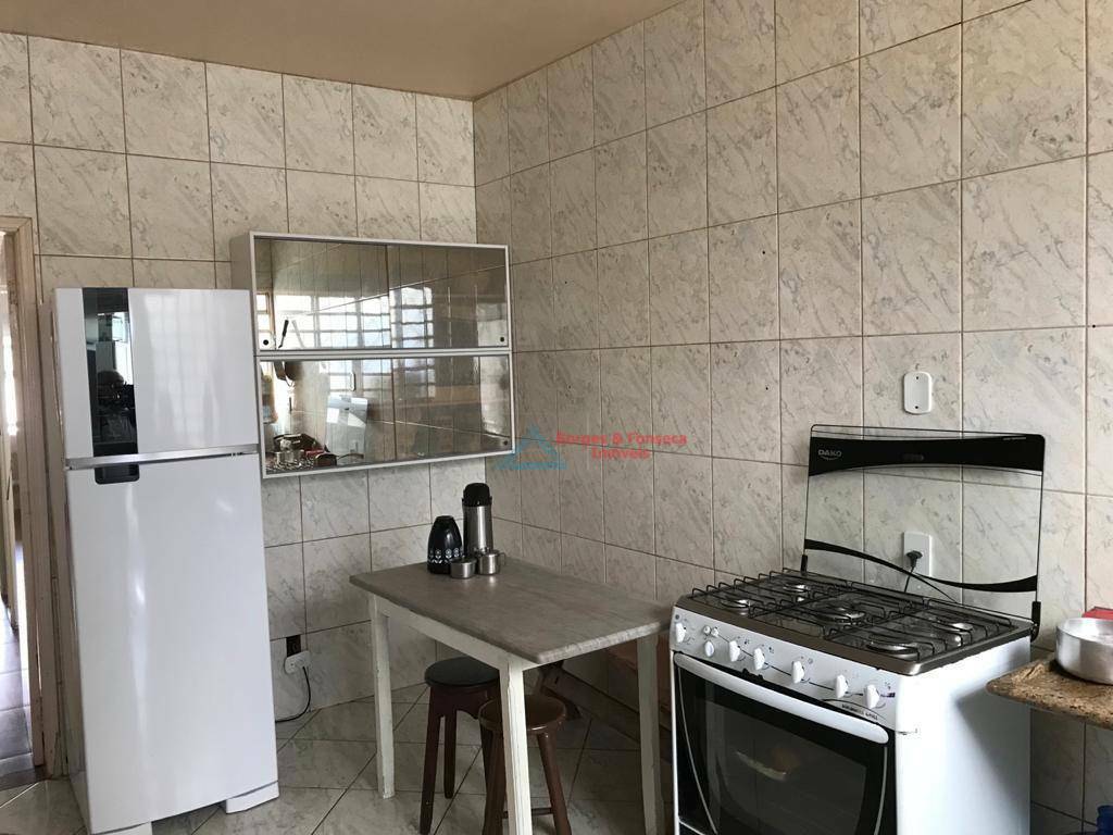 Casa à venda com 2 quartos, 250m² - Foto 11