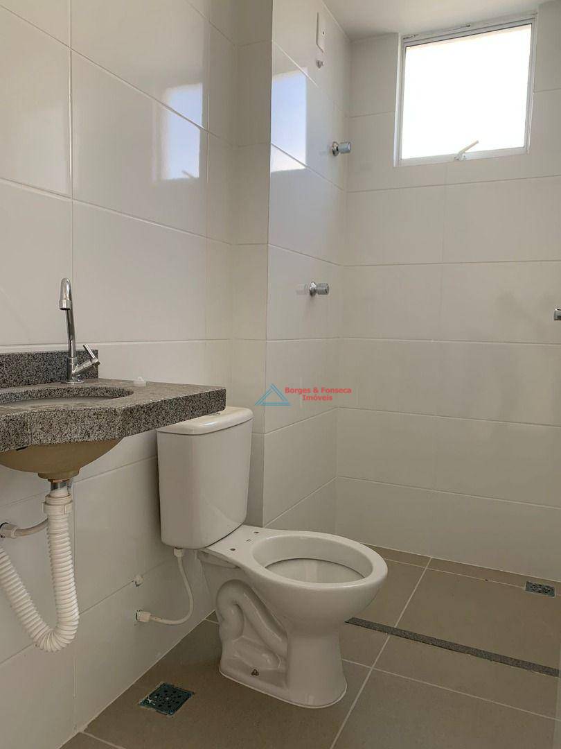 Apartamento para alugar com 2 quartos, 50m² - Foto 12