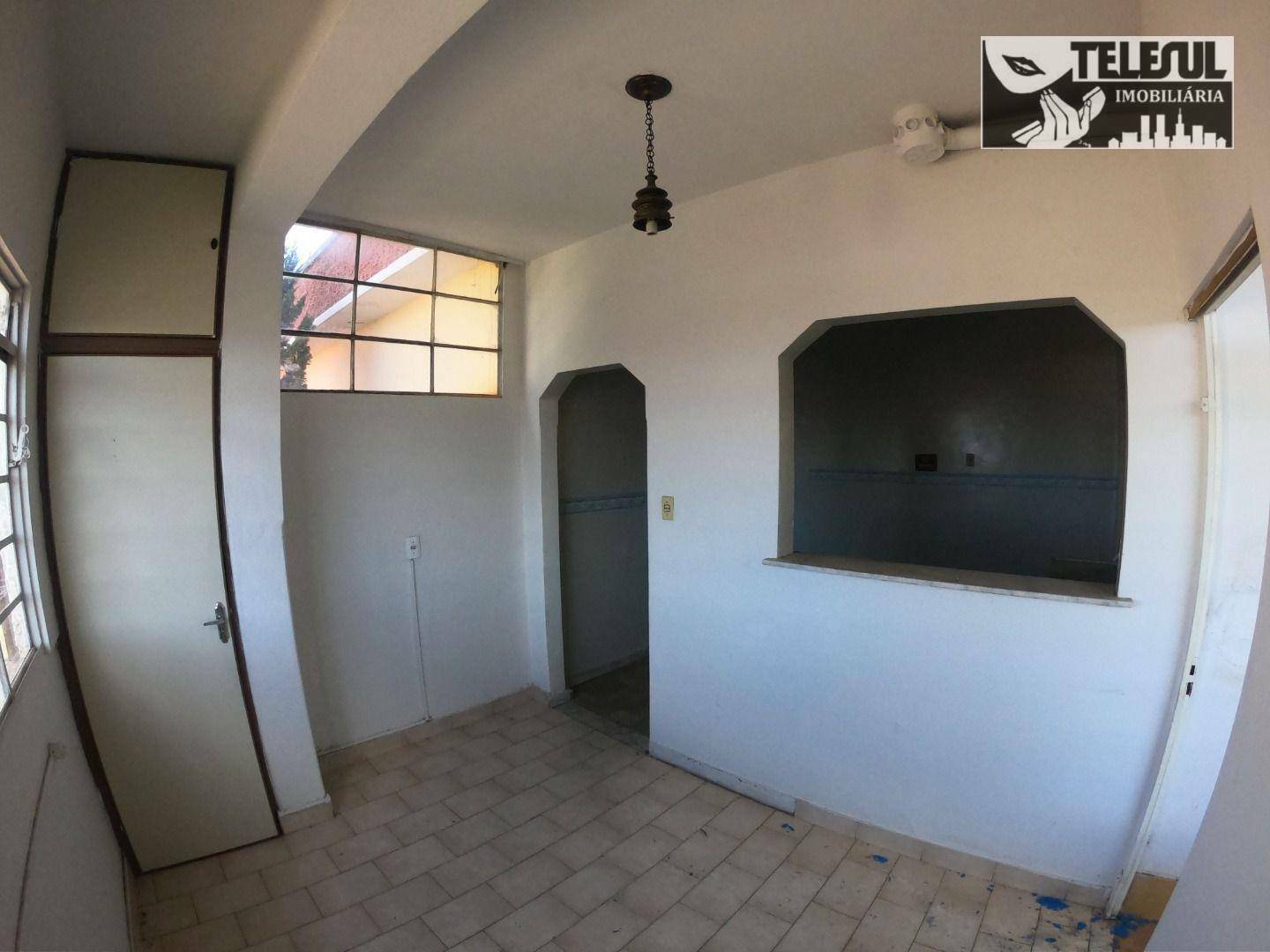 Casa à venda com 4 quartos, 201m² - Foto 6