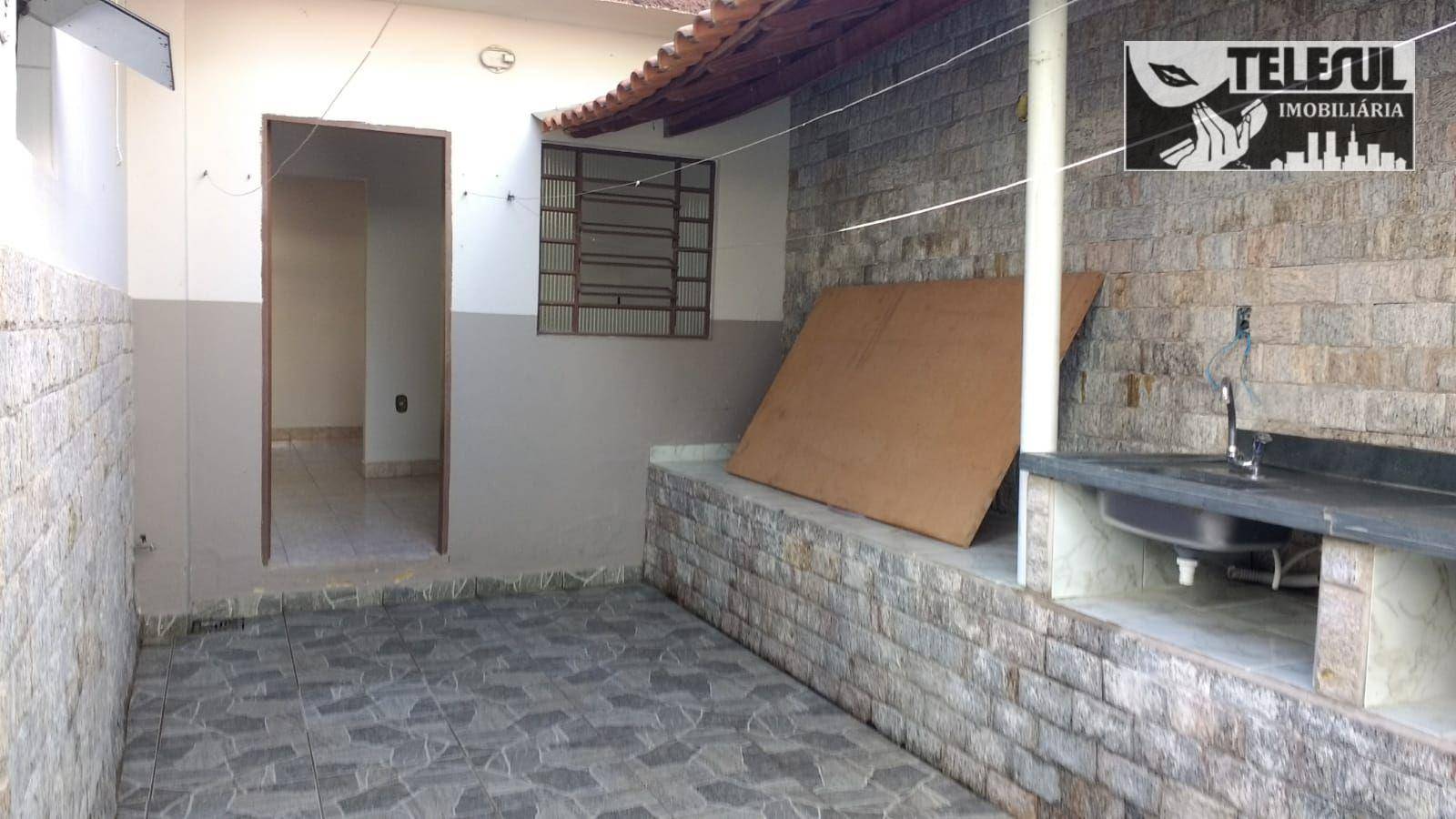 Casa à venda com 3 quartos, 292m² - Foto 9