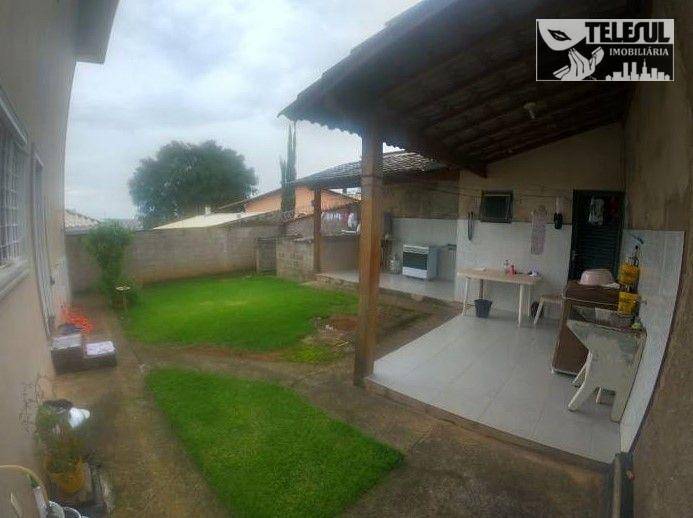 Casa à venda com 4 quartos, 300m² - Foto 10