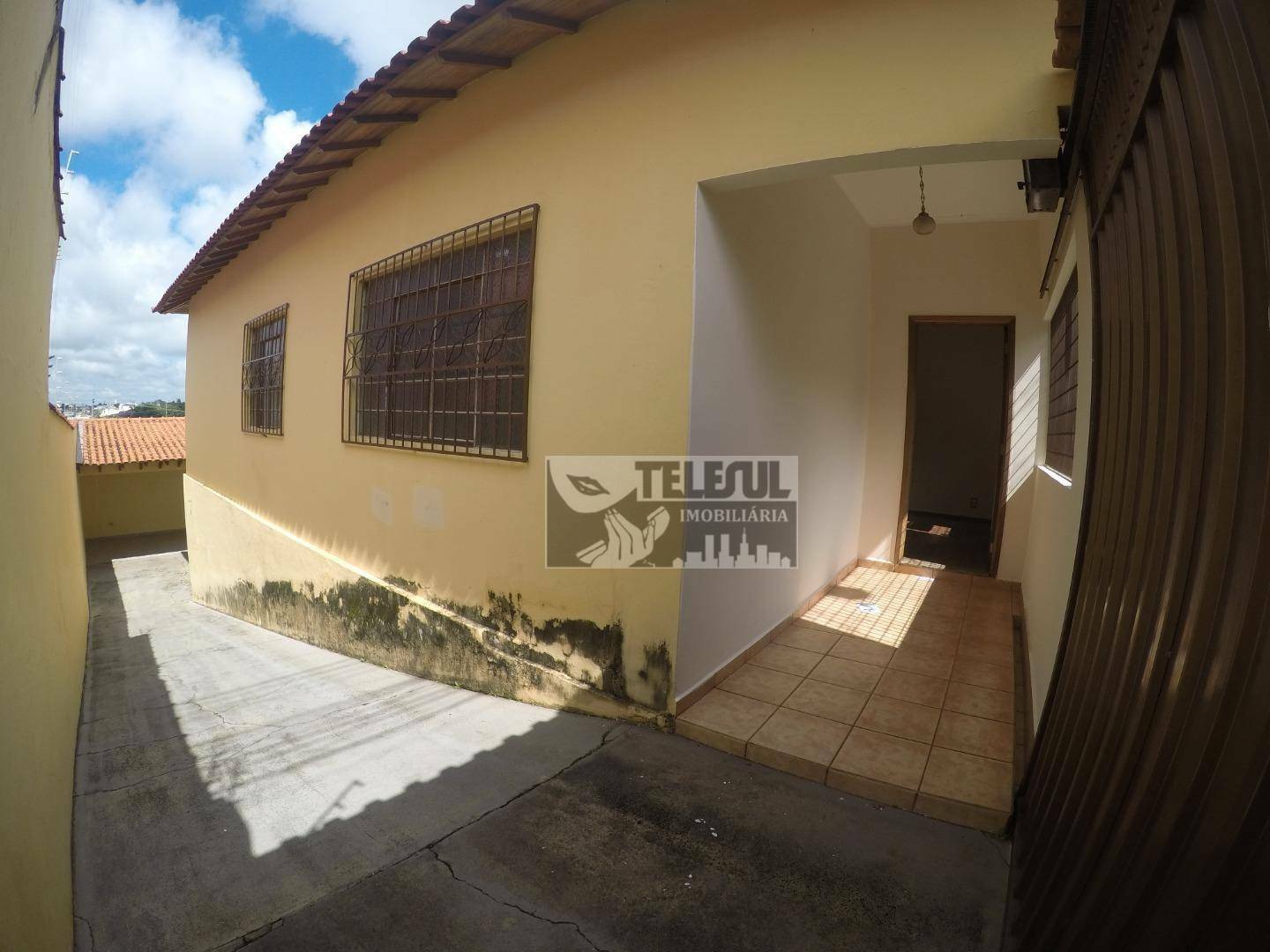 Casa à venda com 2 quartos, 200m² - Foto 6