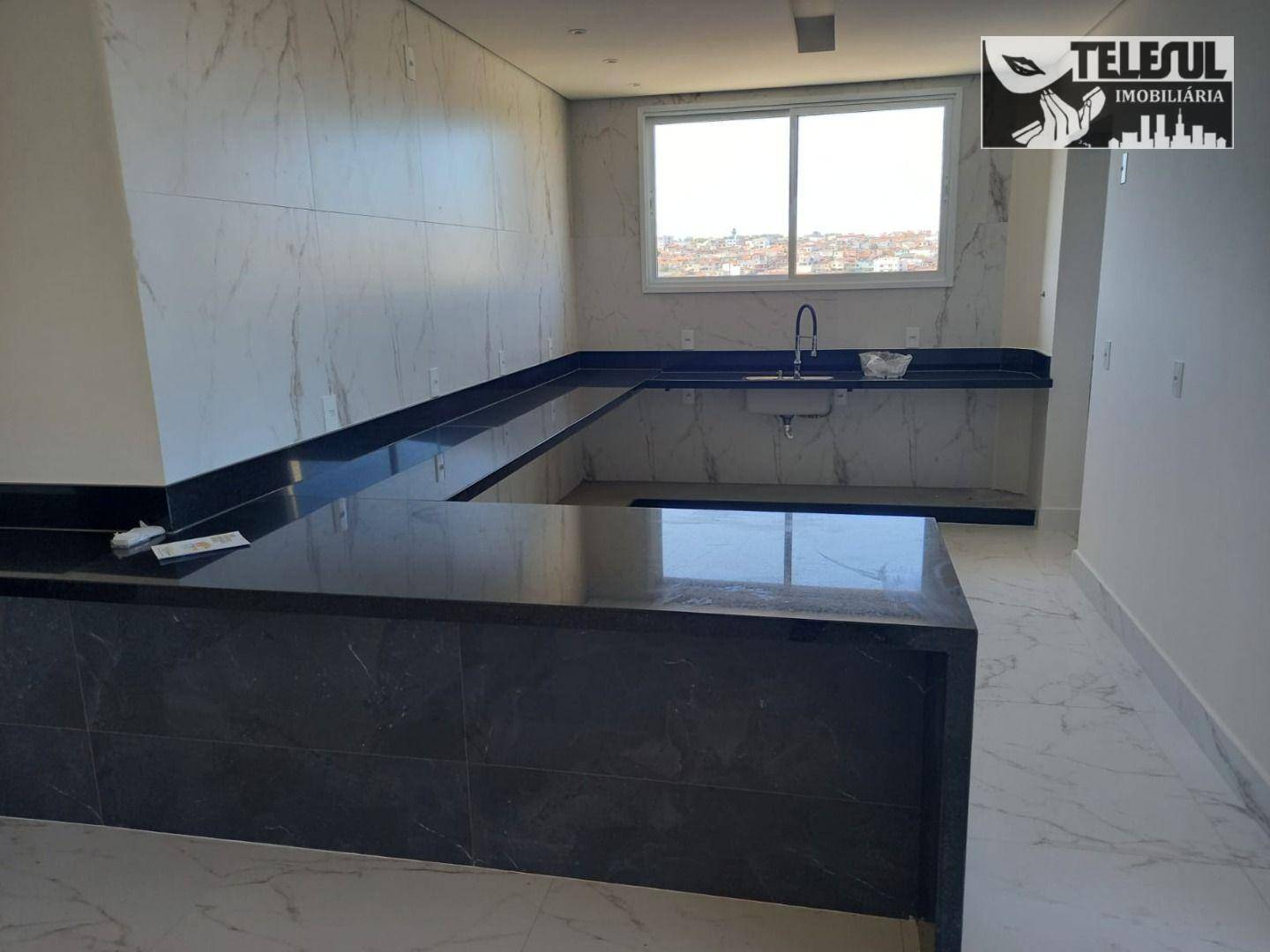 Apartamento à venda com 3 quartos, 168m² - Foto 21