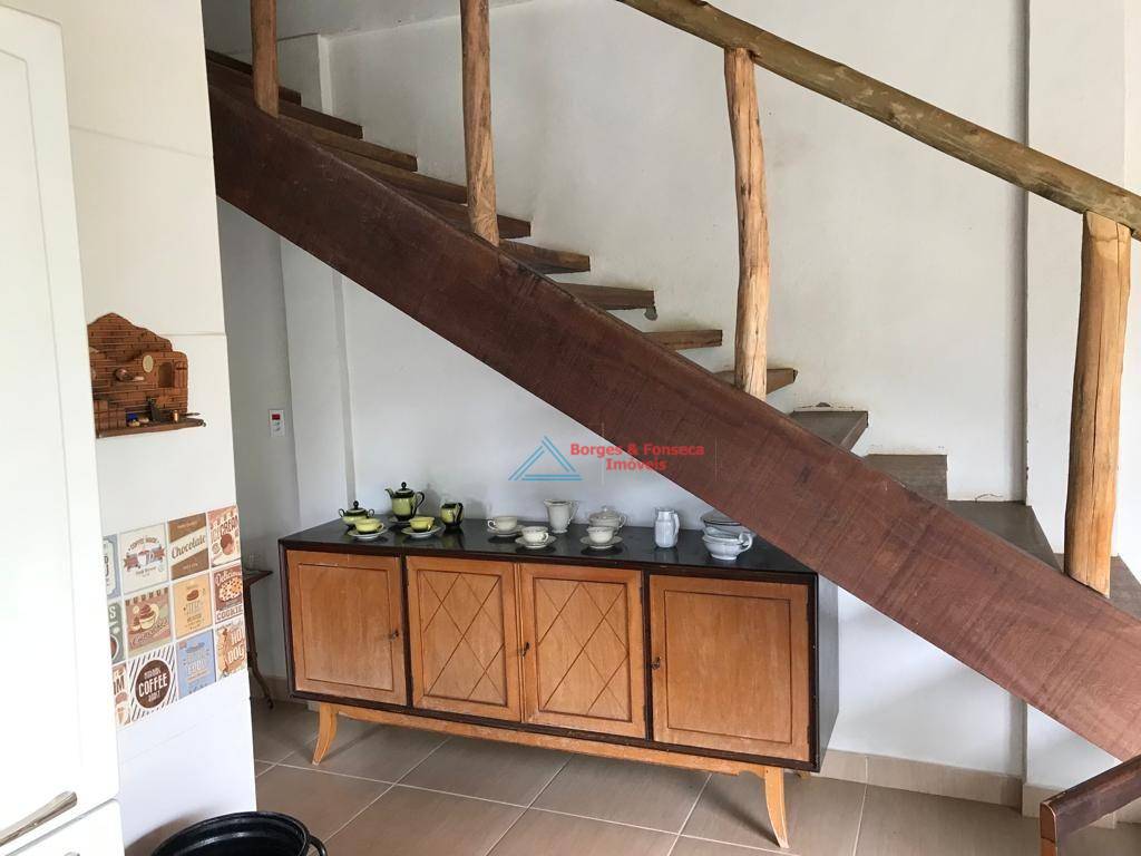 Casa à venda com 4 quartos, 296m² - Foto 20