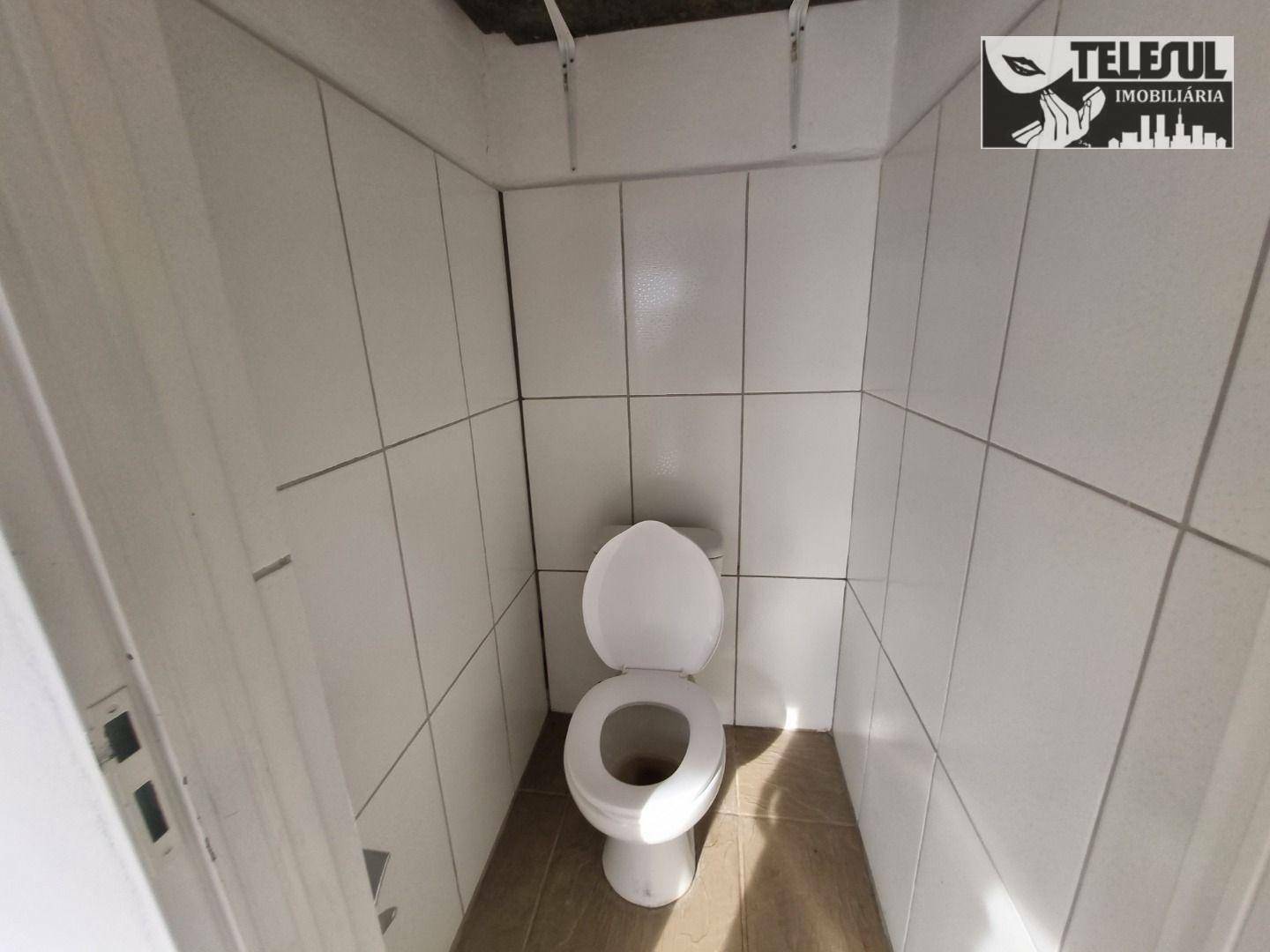 Casa à venda com 3 quartos, 250m² - Foto 16