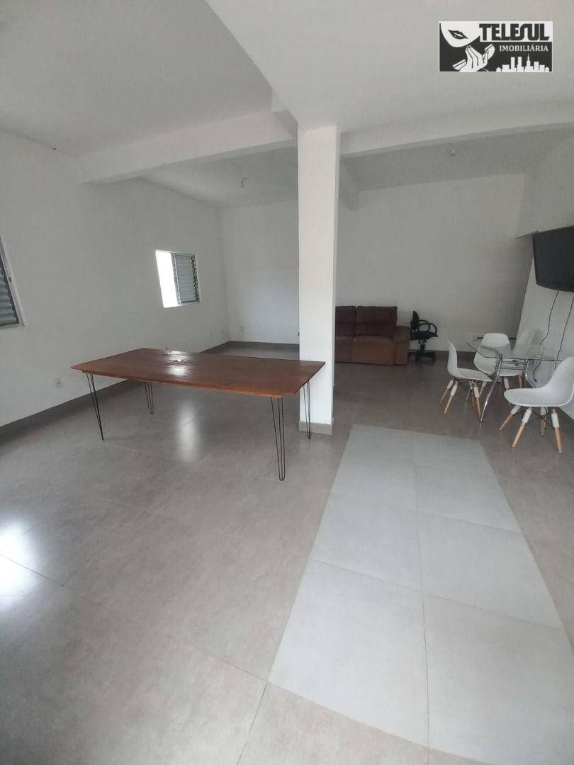 Casa à venda com 3 quartos, 200m² - Foto 12