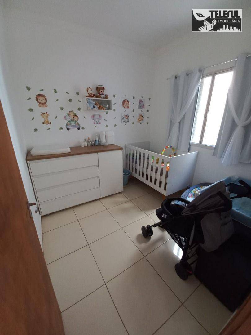 Casa à venda com 3 quartos, 200m² - Foto 6