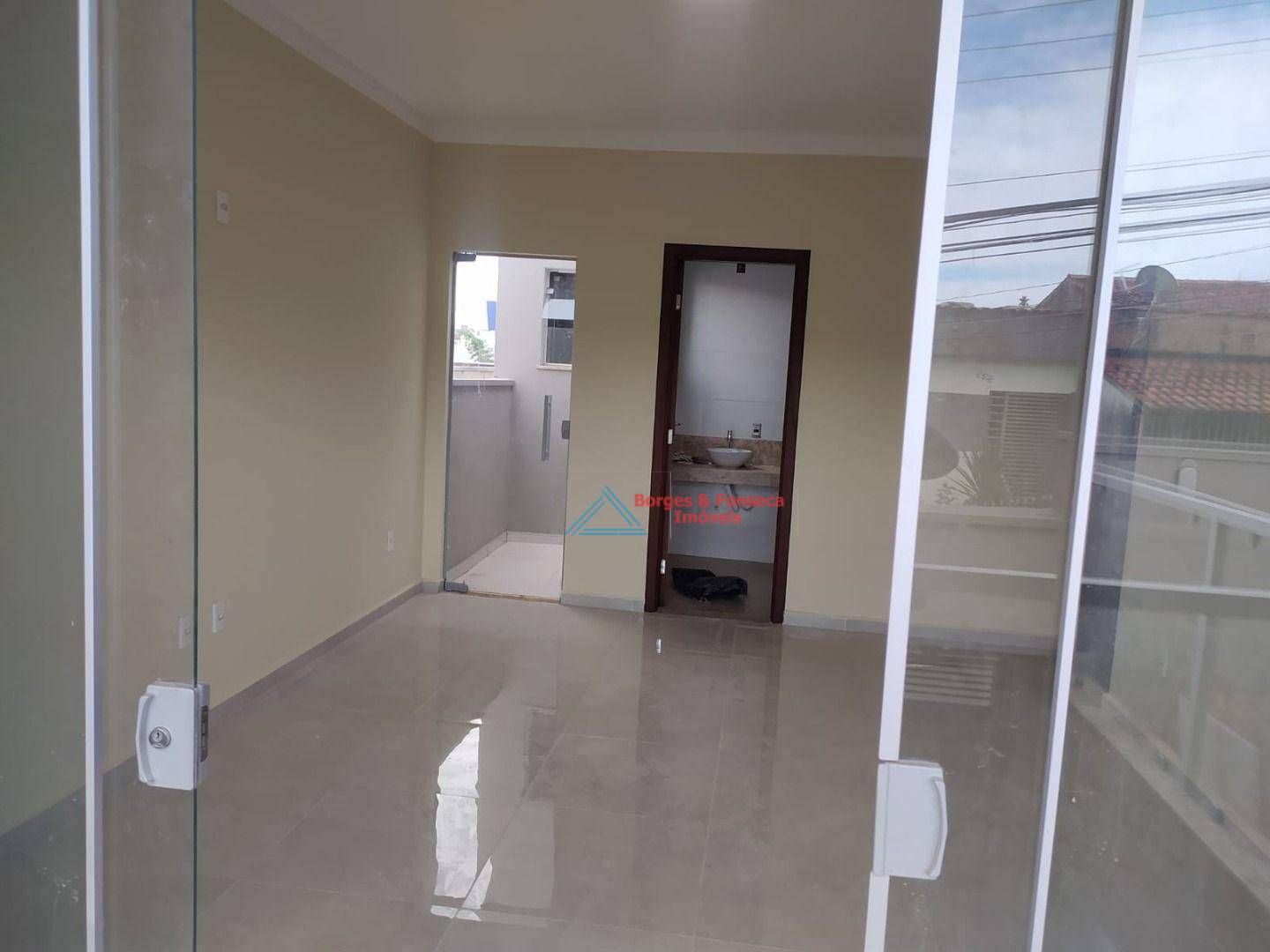 Casa à venda com 3 quartos, 256m² - Foto 14