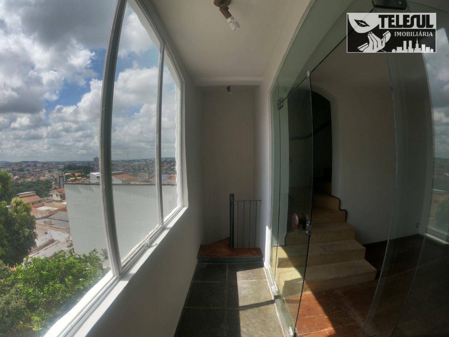 Casa à venda com 5 quartos, 303m² - Foto 6