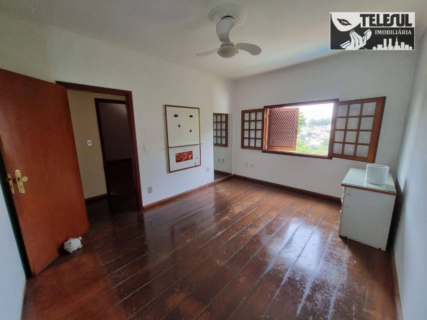 Casa à venda com 4 quartos, 382m² - Foto 14