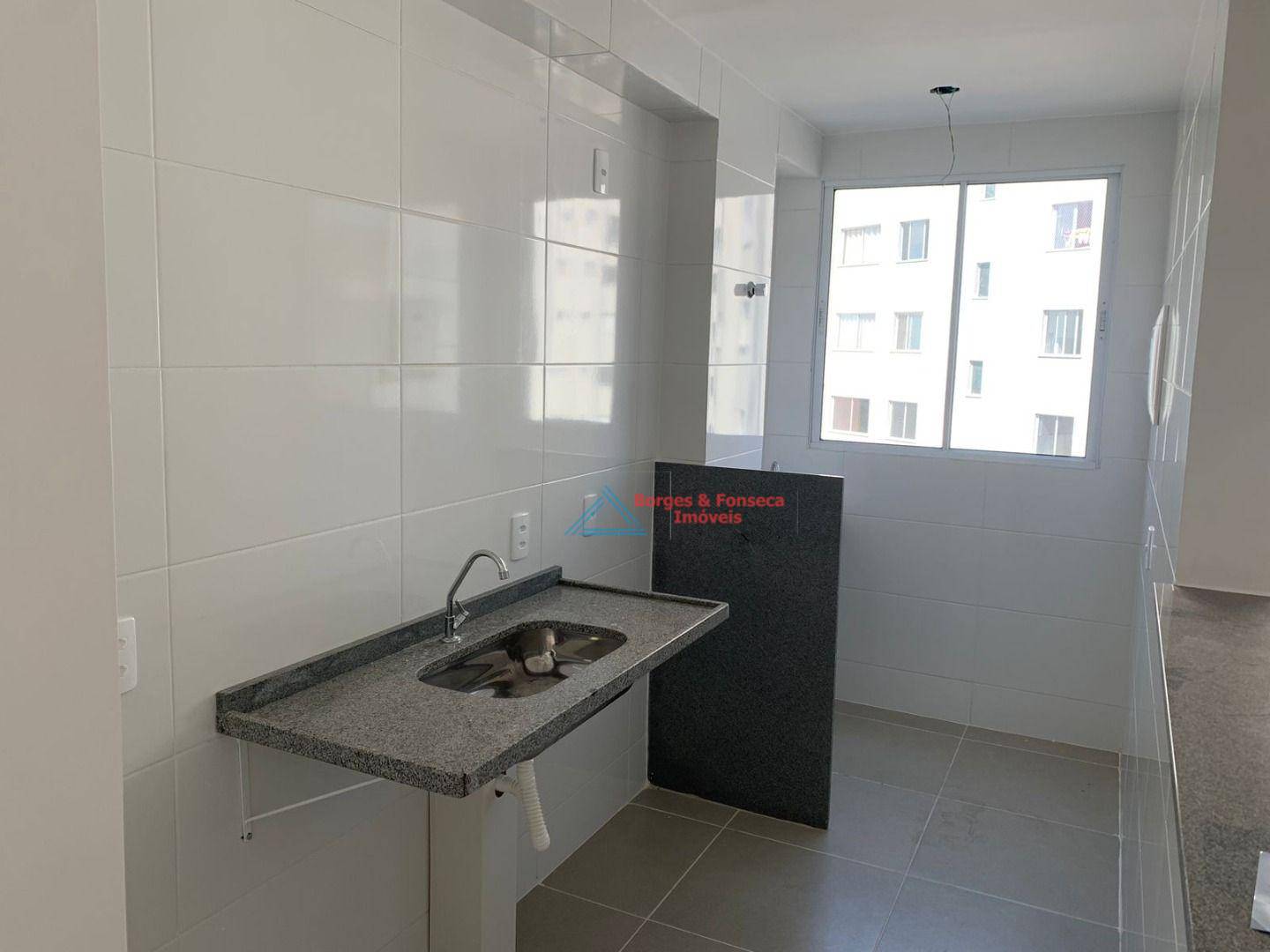 Apartamento para alugar com 2 quartos, 50m² - Foto 8